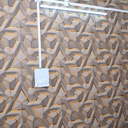 גורקפור Privyrooms מראה חיצוני תמונה