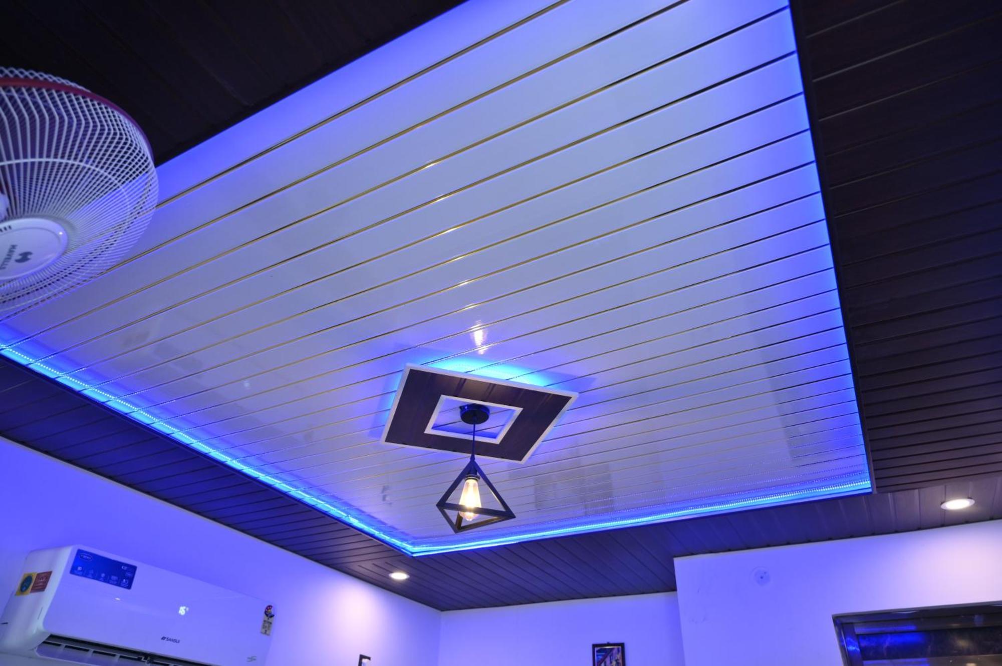 גורקפור Privyrooms מראה חיצוני תמונה